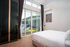 Sky - 4BR Private Villa in Phuket