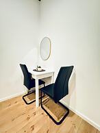 5BR Apartment Near Kaufpark Alterlaa