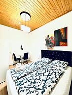 5BR Apartment Near Kaufpark Alterlaa