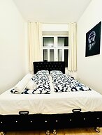 5BR Apartment Near Kaufpark Alterlaa