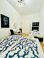 5BR Apartment Near Kaufpark Alterlaa