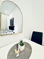 5BR Apartment Near Kaufpark Alterlaa