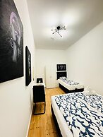 5BR Apartment Near Kaufpark Alterlaa