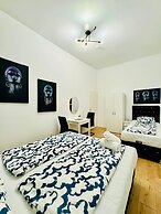 5BR Apartment Near Kaufpark Alterlaa