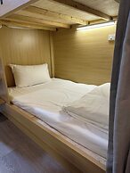 Star Yi Hotel