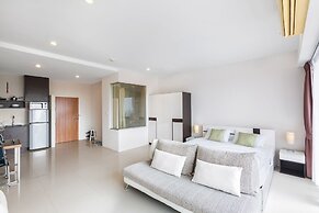Studio in Chic Condo in Karon A510