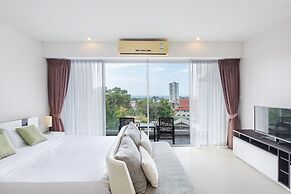 Studio in Chic Condo in Karon A510