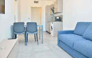 Azure Serenity Modern sea View Flat With Pool