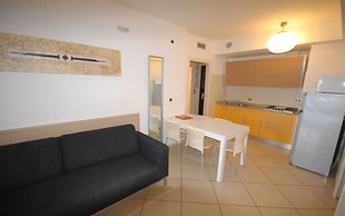 Beachfront Apartment With a big Terrace - Beahost