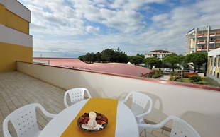 Peaceful Apartment With a Huge Terrace - Beahost