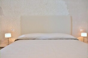 Chic Seaview Apartment With Private Terrace