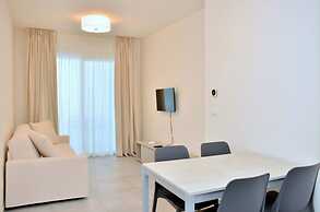 Chic Seaview Apartment With Private Terrace