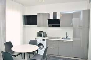 Intimate Seaside Studio Perfect for Relaxing