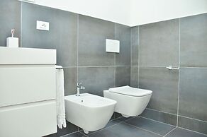 Intimate Seaside Studio Perfect for Relaxing