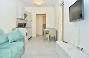 Modern Flat With Amazing View on the Beach