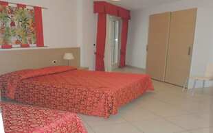 Peaceful Flat Next to the Beach With Balcony