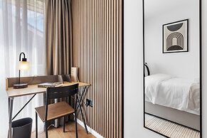 London Grove Apartments