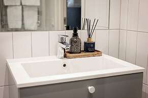 Injoy Premium Hotel Uppsala