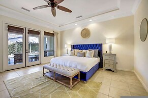 Elegant Desert Oasis Near Coachella Palm Springs