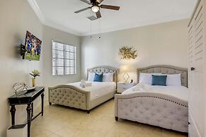 Elegant Desert Oasis Near Coachella Palm Springs