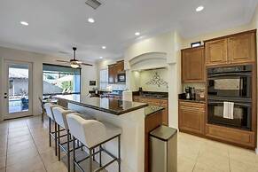 Elegant Desert Oasis Near Coachella Palm Springs