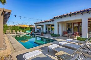 Elegant Desert Oasis Near Coachella Palm Springs