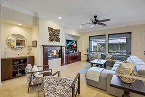 Elegant Desert Oasis Near Coachella Palm Springs