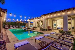 Elegant Desert Oasis Near Coachella Palm Springs