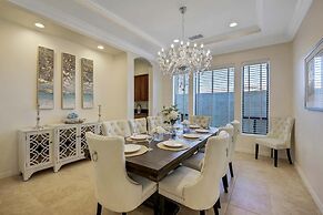 Elegant Desert Oasis Near Coachella Palm Springs