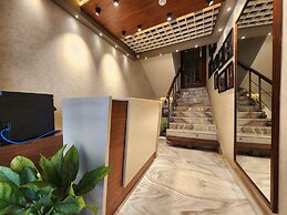 HOTEL VIP INTERCONTINENTAL