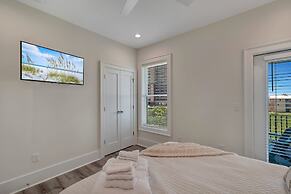 Azure Horizon Beachfront Charm in Gulf Shores