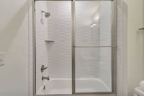 Azure Horizon Beachfront Charm in Gulf Shores