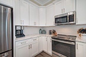 Azure Horizon Beachfront Charm in Gulf Shores