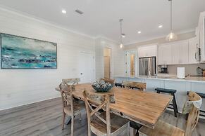 Azure Horizon Beachfront Charm in Gulf Shores