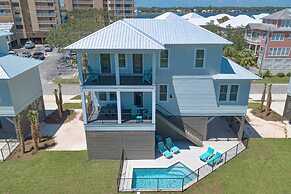 Azure Horizon Beachfront Charm in Gulf Shores