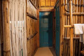 Tuk Tuk Gilhari Noida