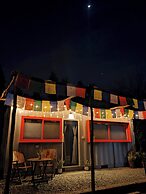 Tuk Tuk Gilhari Noida