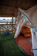 Tuk Tuk Gilhari Noida