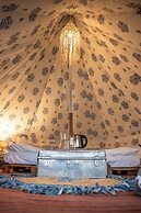 Tuk Tuk Gilhari Noida