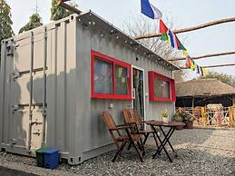 Tuk Tuk Gilhari Noida