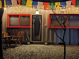 Tuk Tuk Gilhari Noida