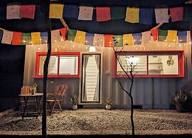 Tuk Tuk Gilhari Noida