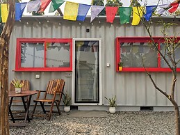 Tuk Tuk Gilhari Noida