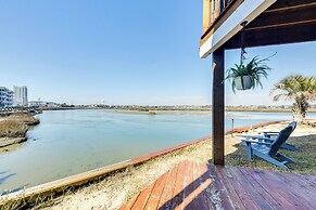 Coastal Oasis w/ Marsh Views in North Myrtle Beach