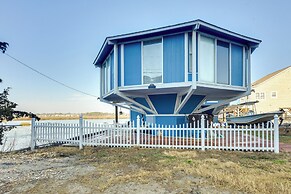Coastal Oasis w/ Marsh Views in North Myrtle Beach