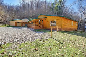 Cabin Close to ATV & Hiking Trails in Delbarton