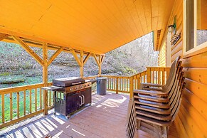 Cabin Close to ATV & Hiking Trails in Delbarton