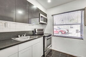 3 Mi to Riverwalk Fort Lauderdale: Cozy Home!