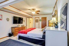 'the Treehouse' in Cherokee Village: Deck & Views