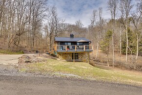 1 Mi to Marina: Cabin w/ Views Near Atwood Lake!